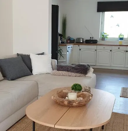Apartment Frisch Renoviert, Terrasse Mit Blick Ins Grüne - Into The Eg *